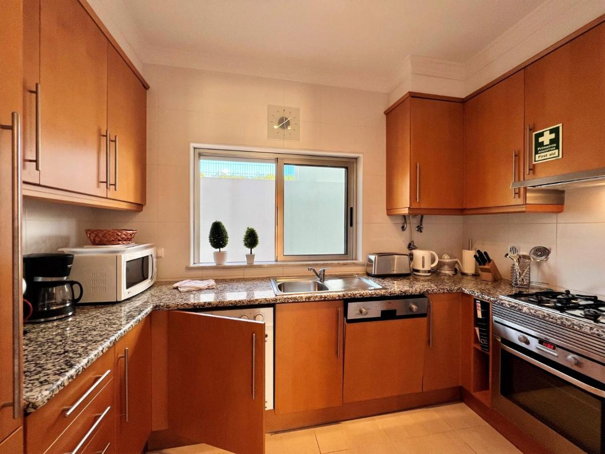 Albufeira Terrace With Pool By Homing Apartment Екстериор снимка