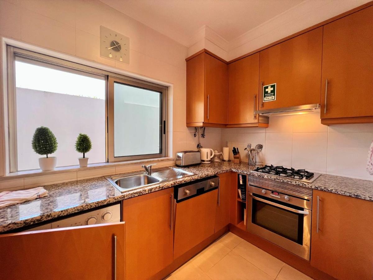 Albufeira Terrace With Pool By Homing Apartment Екстериор снимка